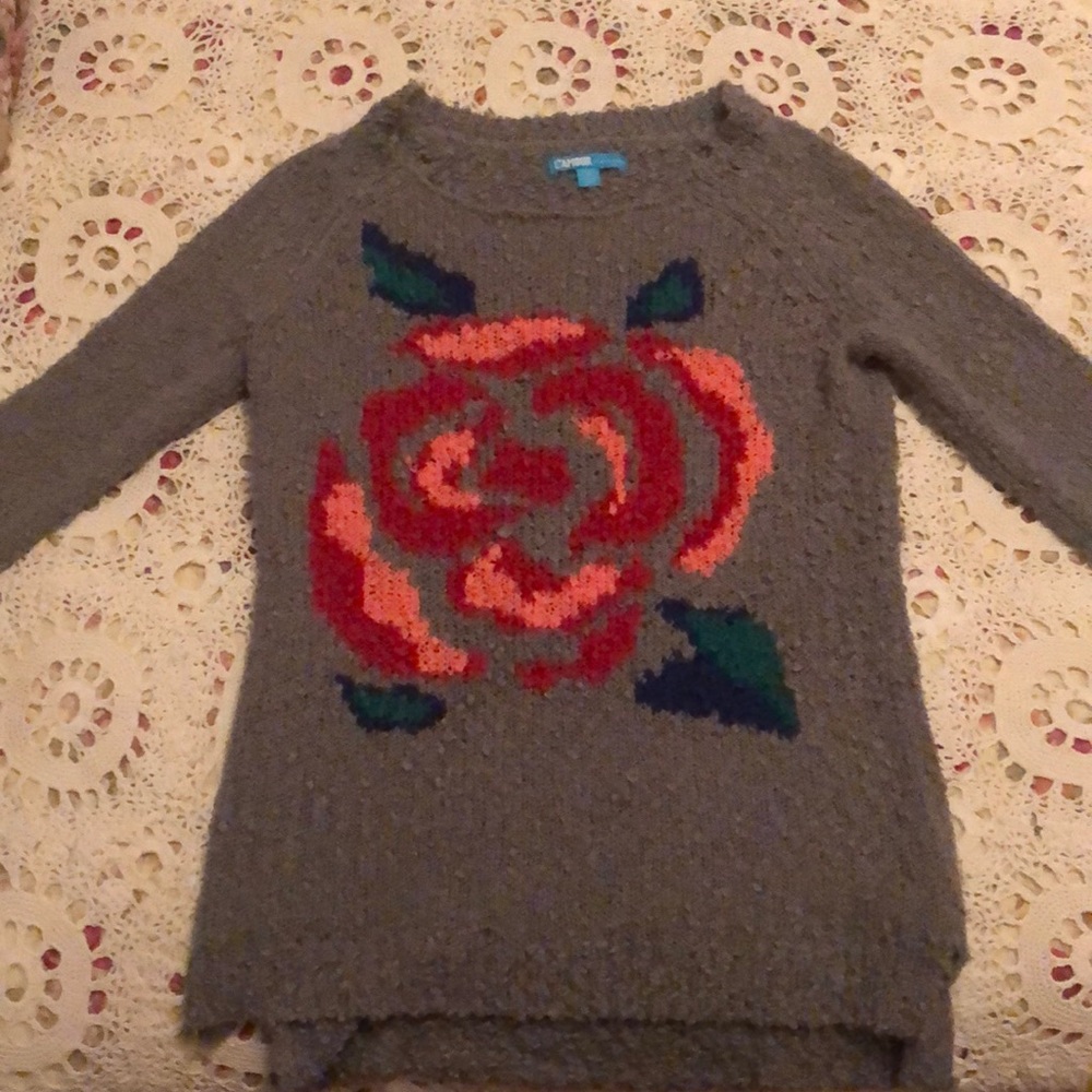 Women’s sweater